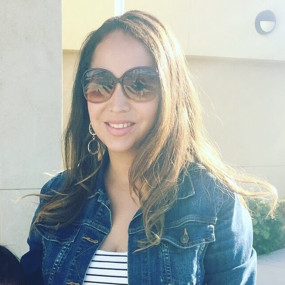 Meet your Posher, Maria - Picture 1 of 1